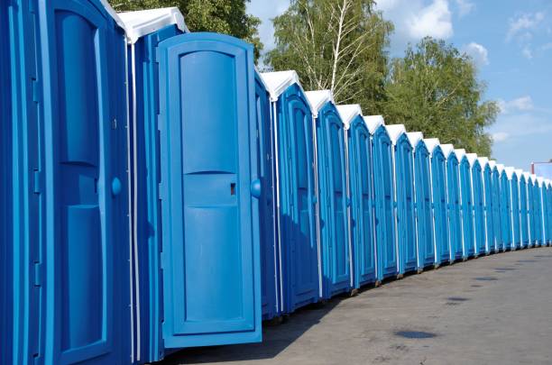 Best Porta potty rental near me  in Fontana, CA